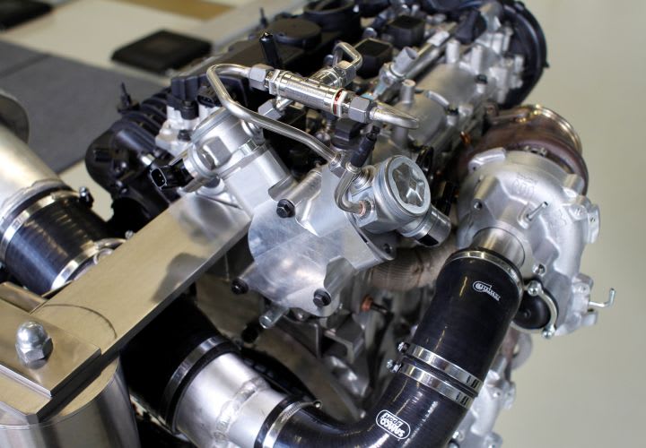 Volvo Produces 450 hp Four-Cylinder Engine