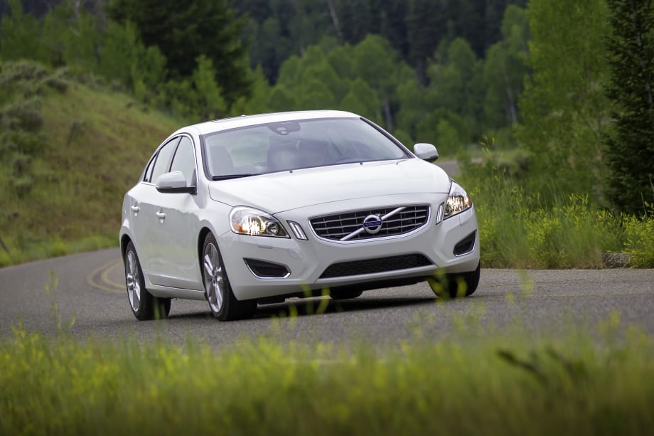 IIHS Chooses Volvo S60 as Top Safety Pick+
