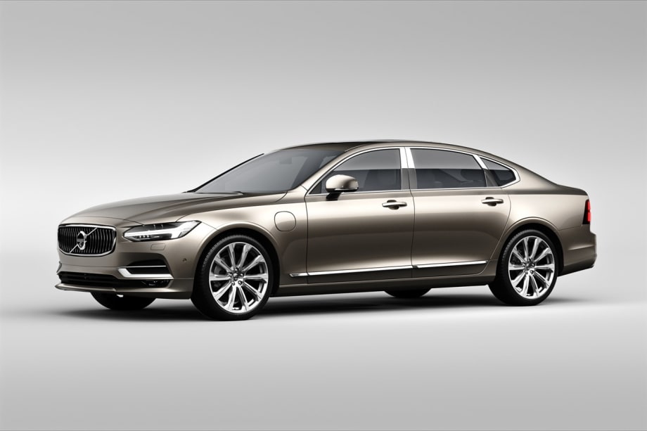 Volvo Recalls Five Models for Seat Belts