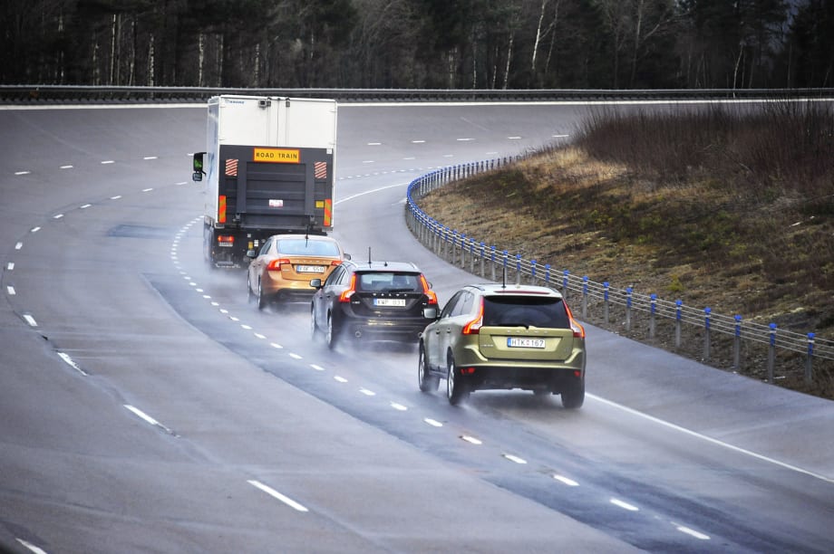Volvo Participates in Successful ‘Road Train’ Project