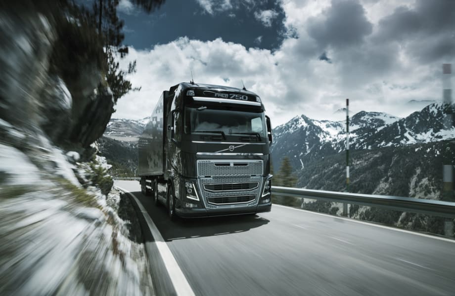 Volvo FH Gets Truck of the Year Award in Europe
