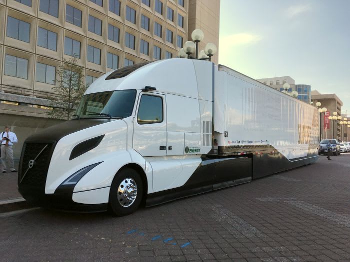 Volvo's SuperTruck Demonstrates the Art of the Possible