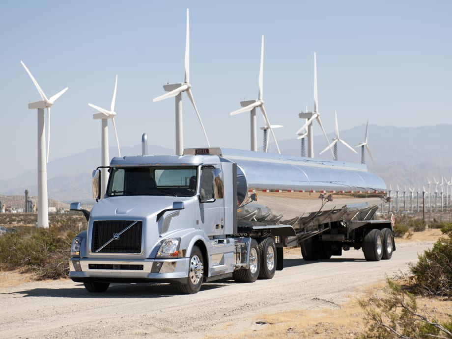Volvo Trucks Announces XE11 Fuel Efficiency Package for 11-Liter Engine