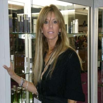 Cosmetic's Shelf Life, Display and More With Vonda Simon