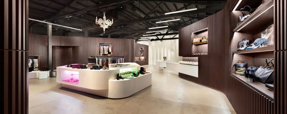 Salon Tour: The Well