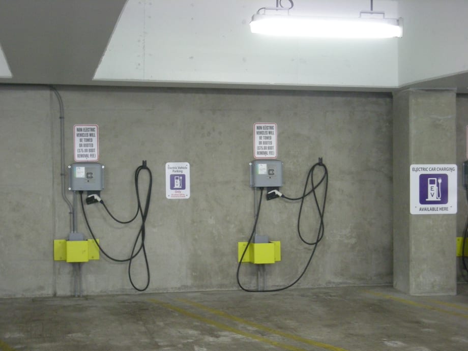 Pa. Public Utilities Commission to Study EV Charging Stations