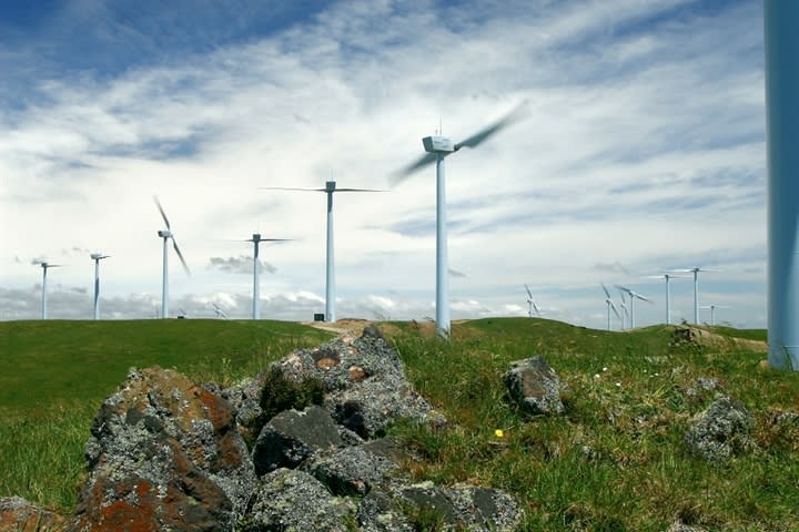 MBTA to launch fed-funded wind turbines