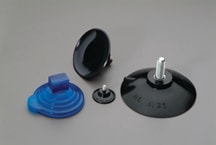 Vacuum Cups Aid in Windshield Repair 

