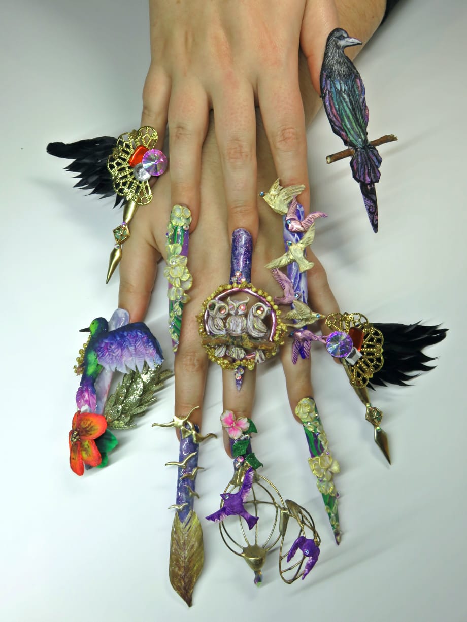 NTNA S. 3 Challenge #11 Tippi Hedren Nail Art (Winnie)