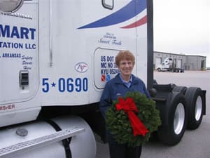 Walmart, WIT Take Part in Wreaths Across America Effort