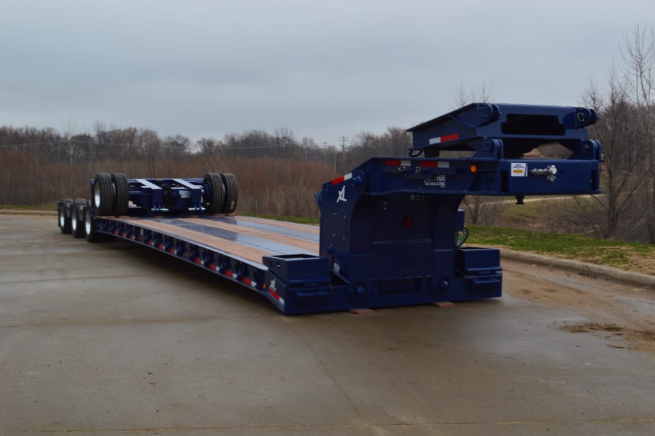 Lowboy Trailer Features Extendable Deck