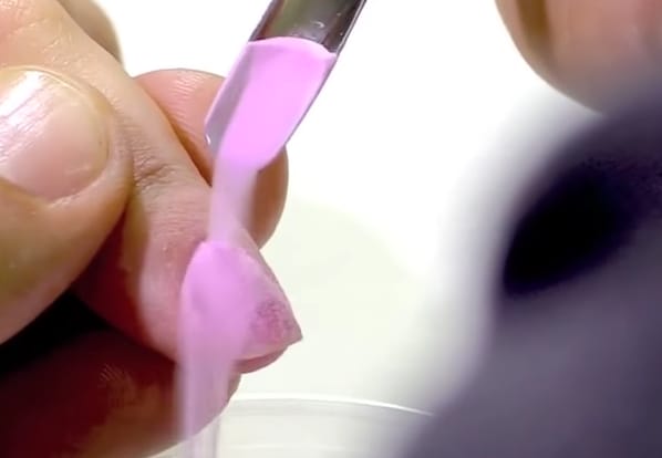 Young Nails SlickPour: A Powder Coating System