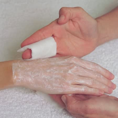 Youth-Renew Caviar Hand Treatment