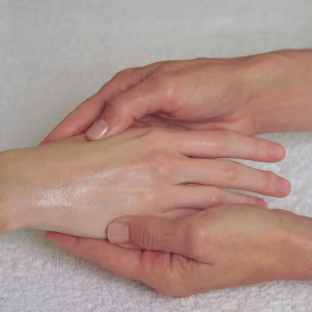 Youth-Renew Caviar Hand Treatment