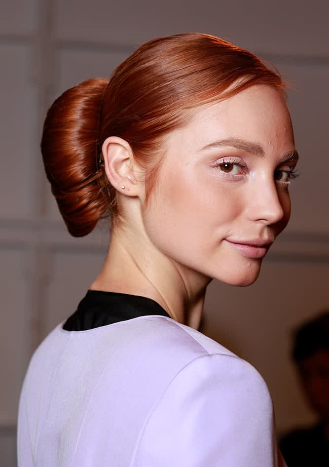 HOW-TO: The Perfect Parisian Updo at Zang Toi S/S '17 Using Macadamia Professional