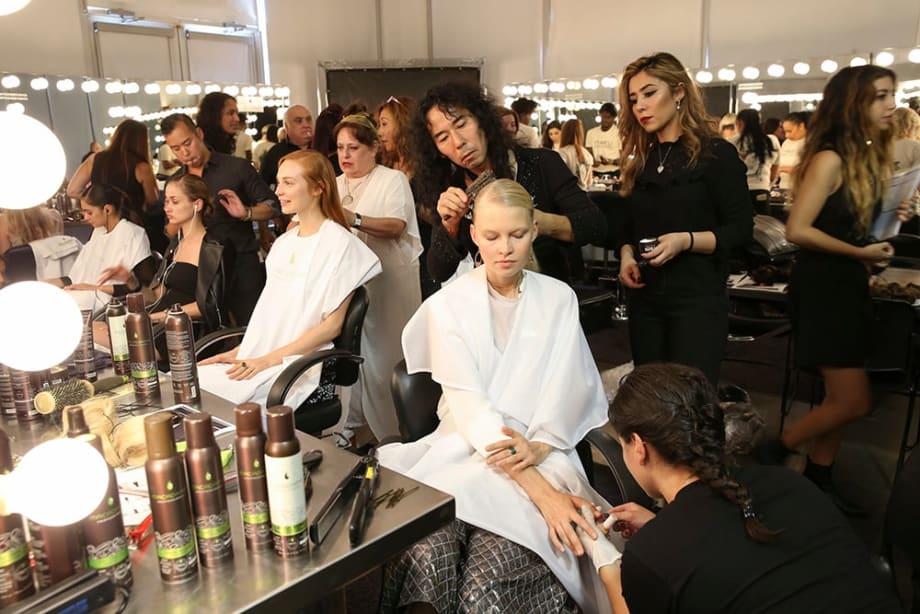 HOW-TO: The Perfect Parisian Updo at Zang Toi S/S '17 Using Macadamia Professional