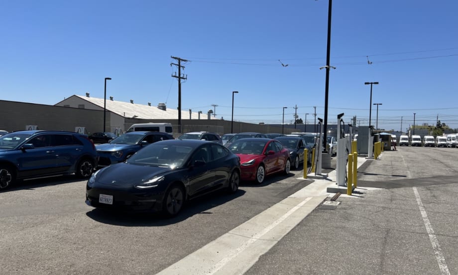Electric vehicles lined up at Zeem Solutions’ LAX commercial charging depot, which has surpassed 350,000 cumulative charging sessions since 2021.