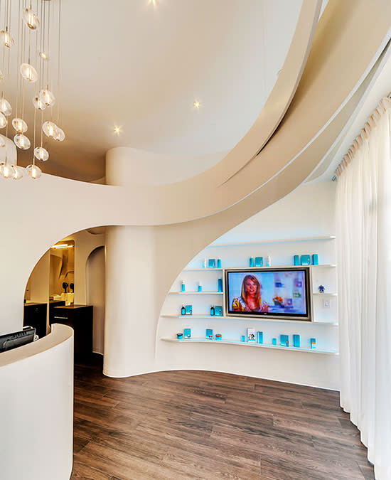 SOTY 2013 Grand-Prize Winner: Posh Hair Studio