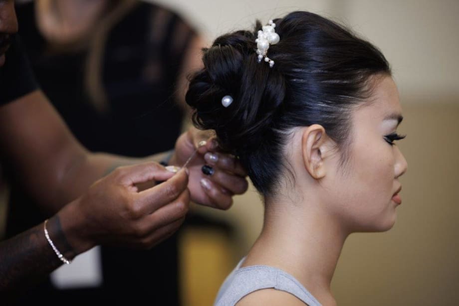 NYFW Get the Look: Sola Salons Creates Alice & Olivia’s Spring/Summer 25 Runway Hairstyles