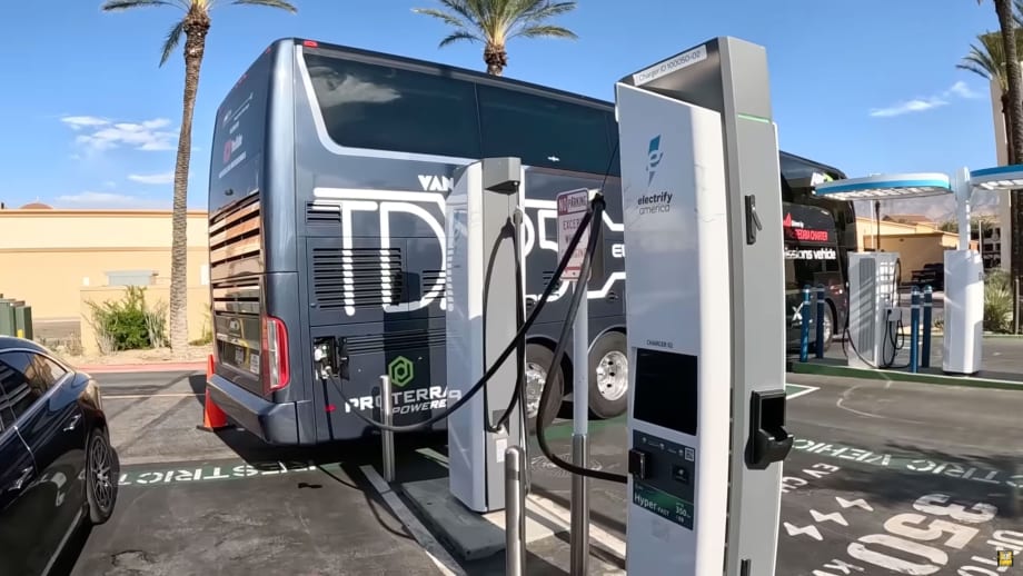 Report Finds $1T Investment Needed for Full Electrification of Commercial Fleets
