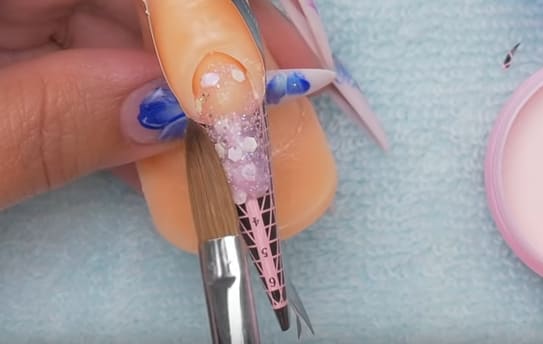 How to Apply Acrylic on a Short Nail