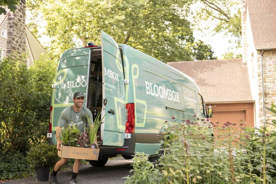 Vinyl Wraps Helps Plant Delivery Fleet Grow