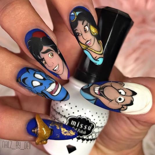 A Whole New World of Aladdin Nail Art