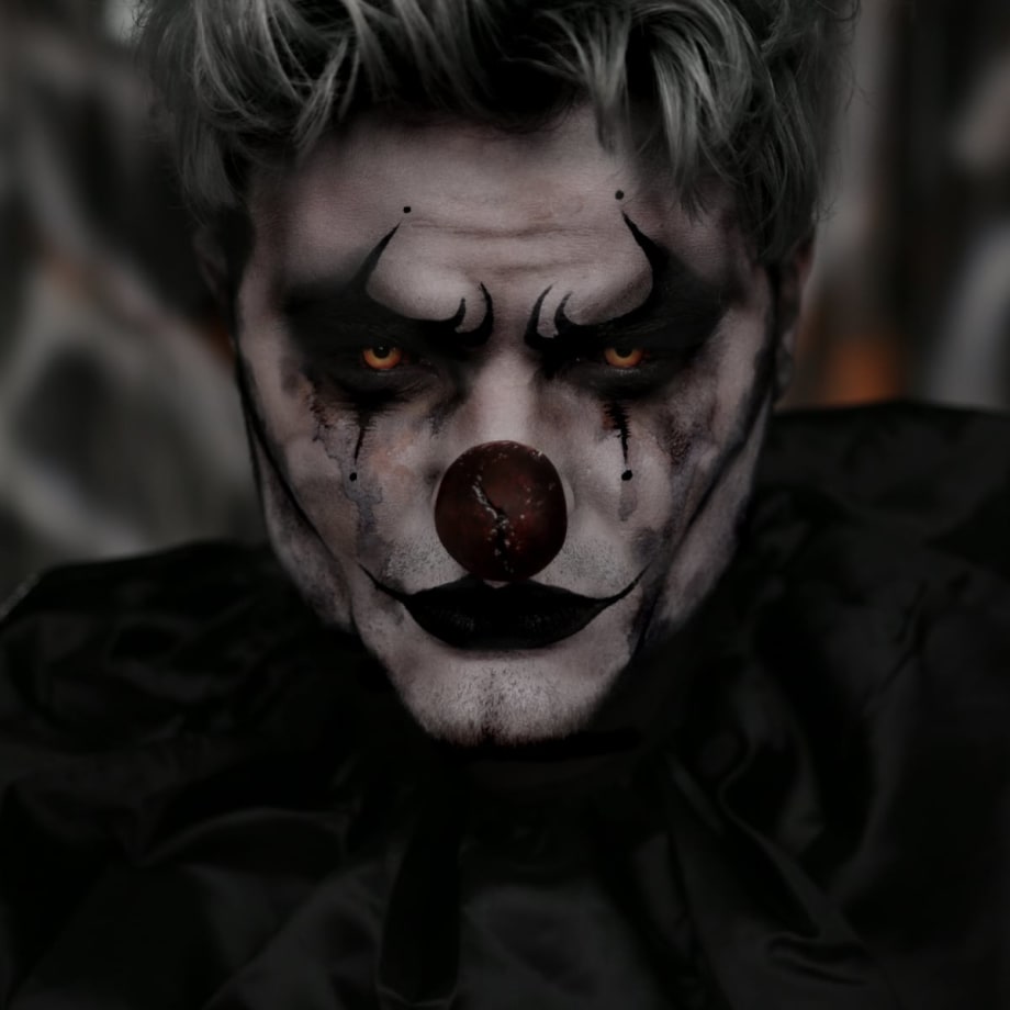 Halloween 2016 Creepy Clown Makeup Tutorial by @alexfaction