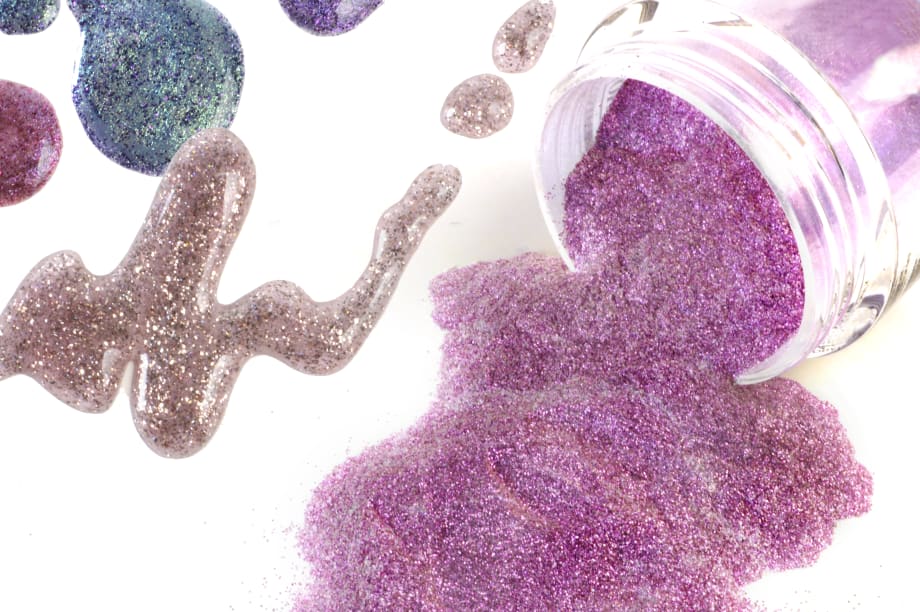 Shades of Shimmer: Defining the Different Types of Nail Glitter