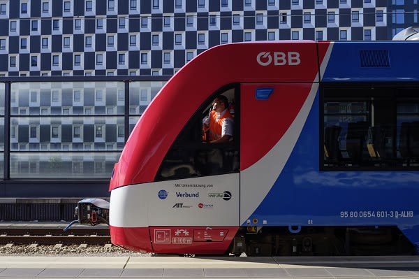 Alstom's Hydrogen Fuel-Cell Train Completes Testing in Austria