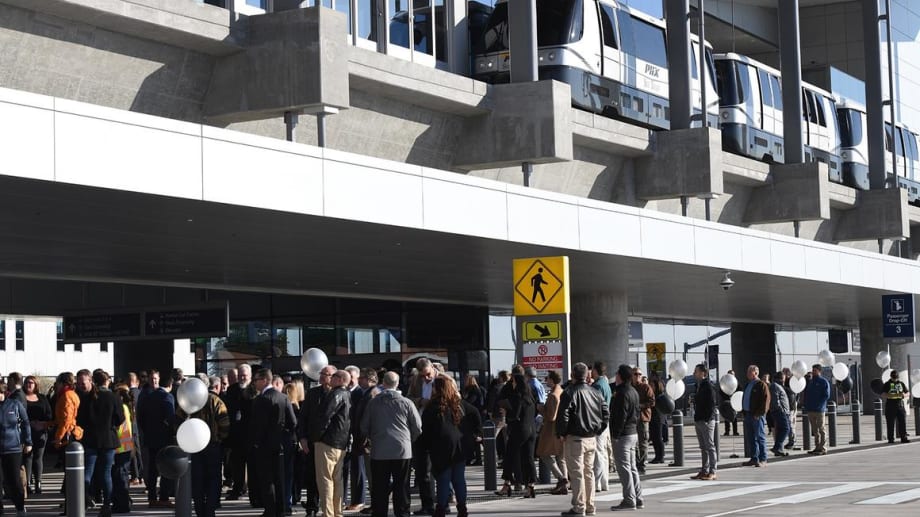 Alstom’s APM Carries First Passengers Across New Phoenix Airport Extension 