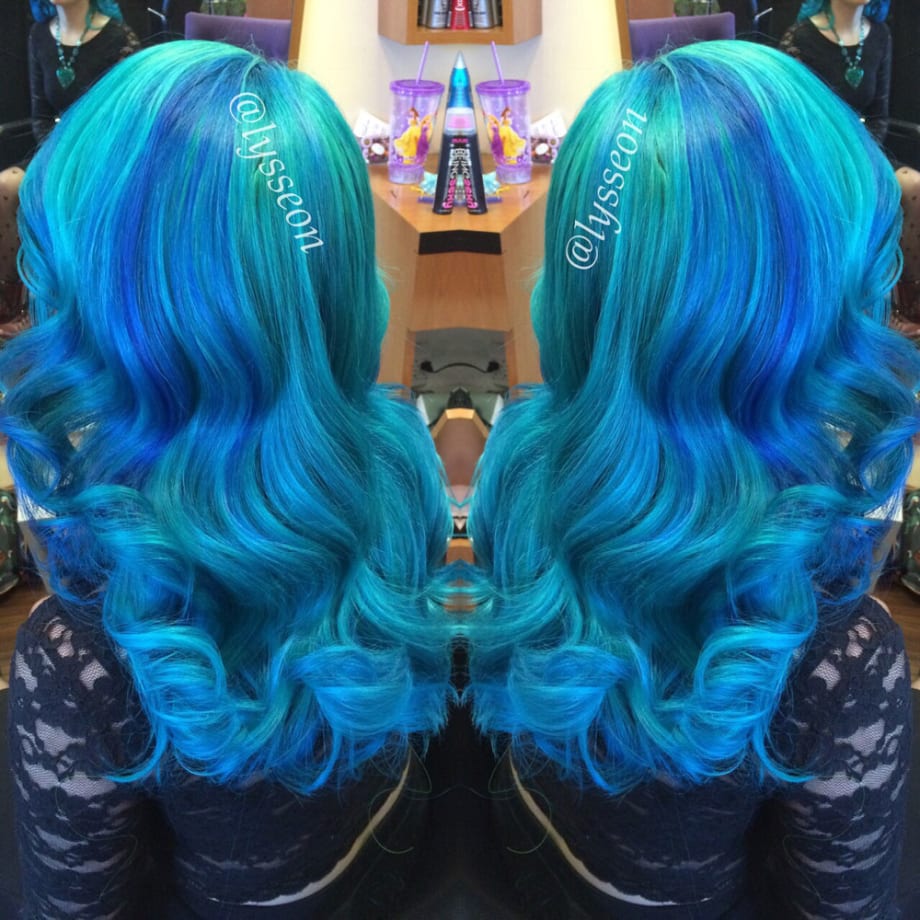 TRANSFORMATION: Neon Turquoise Mermaid