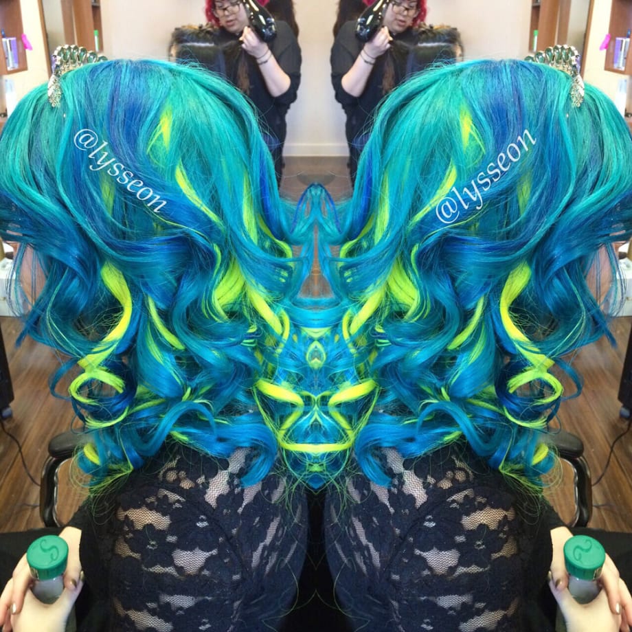 TRANSFORMATION: Neon Turquoise Mermaid