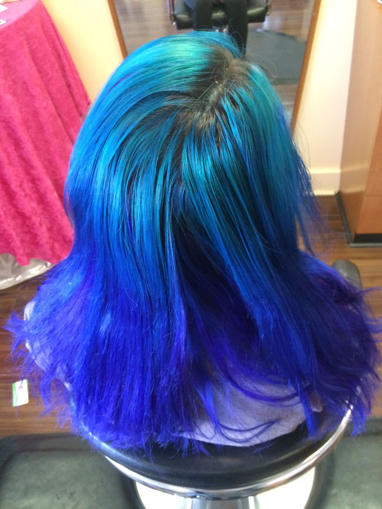TRANSFORMATION: Neon Turquoise Mermaid