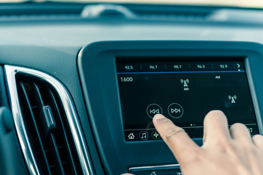 Why Is Ford Keeping AM Radio in New Models?