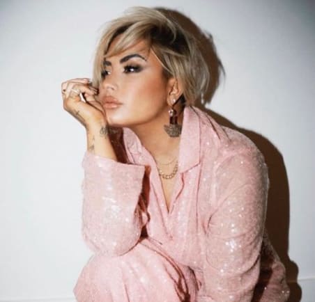 Inside Demi Lovato’s Bold Blonde Undercut with Amber Maynard Bolt