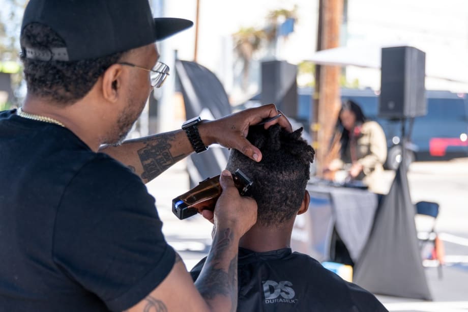 Andis Brighter Community Series Debuts Second Mural Installation in Venice Beach