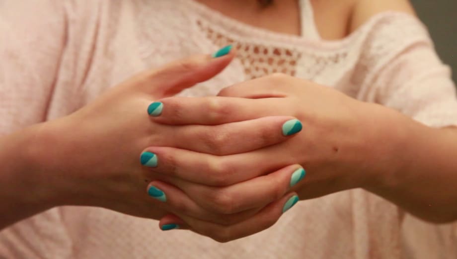 Every Hand Pose Ever for Nail Art Photos