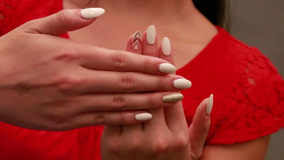 Every Hand Pose Ever for Nail Art Photos