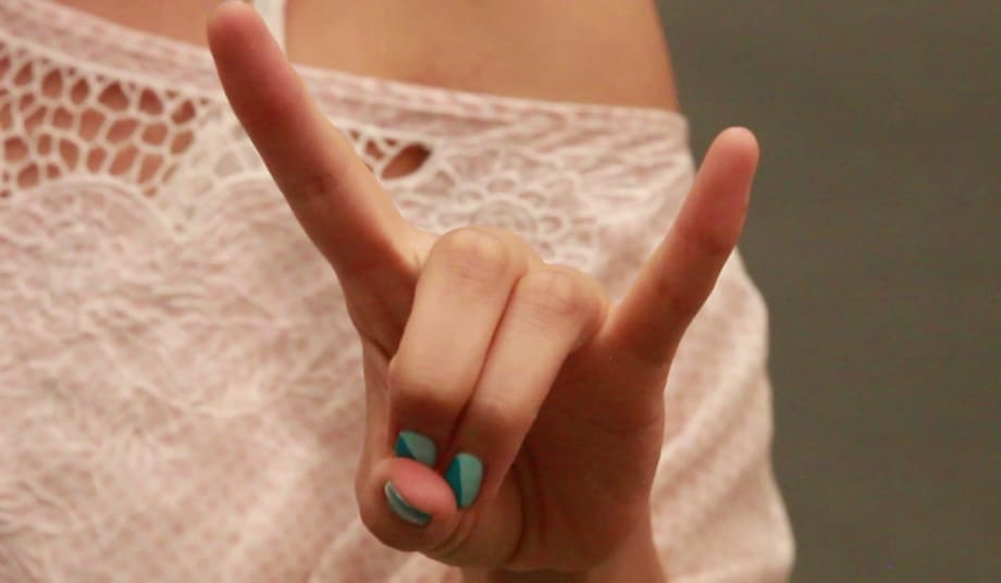 Every Hand Pose Ever for Nail Art Photos