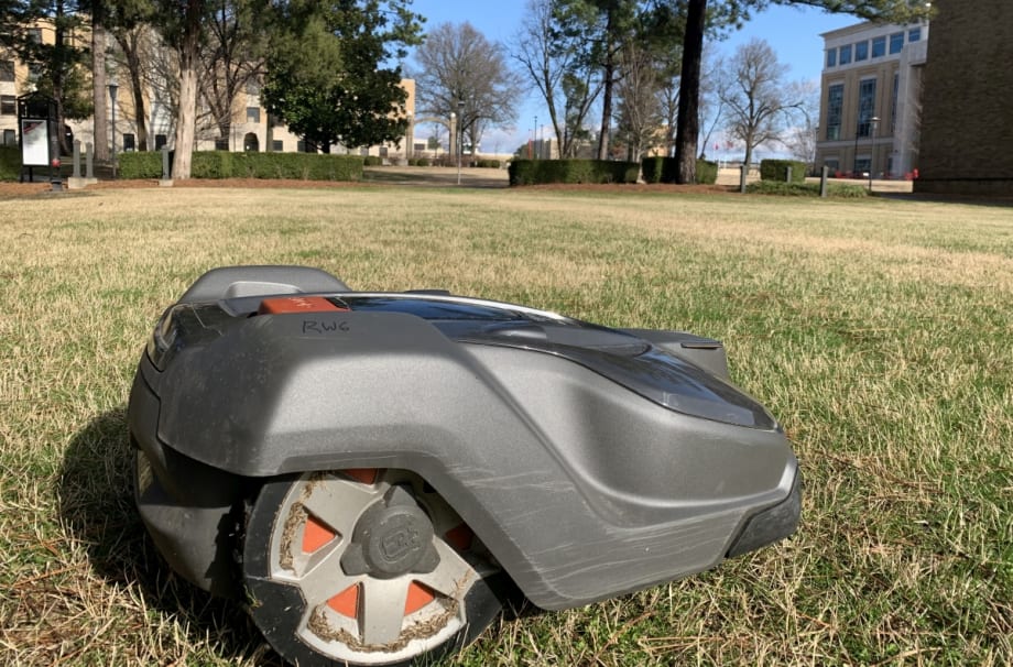 Autonomous Electric Mowers to Reduce University’s Fuel Costs