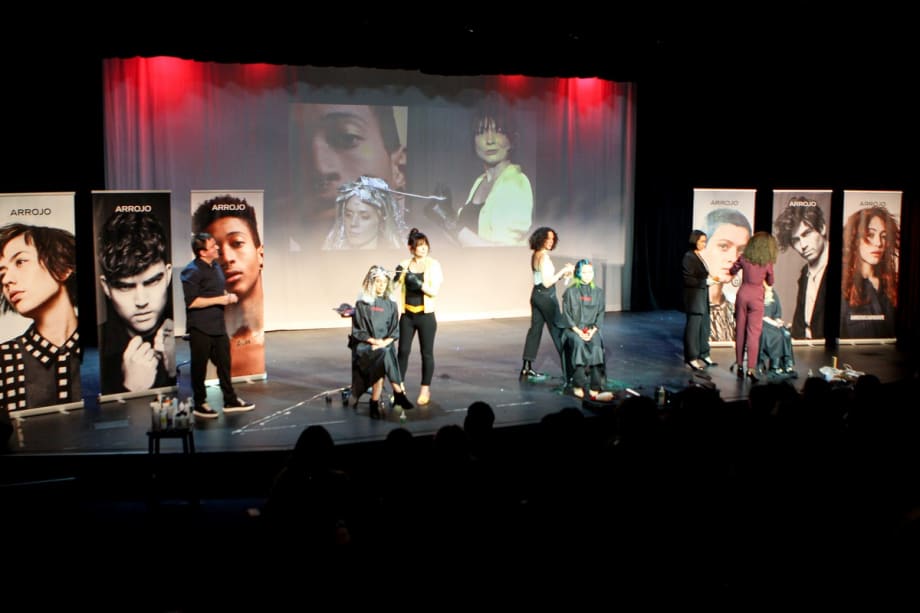 Arrojo Exposé Draws a Full Crowd