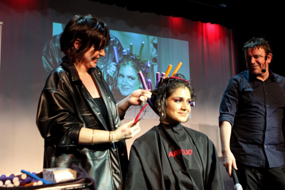 Arrojo Exposé Draws a Full Crowd
