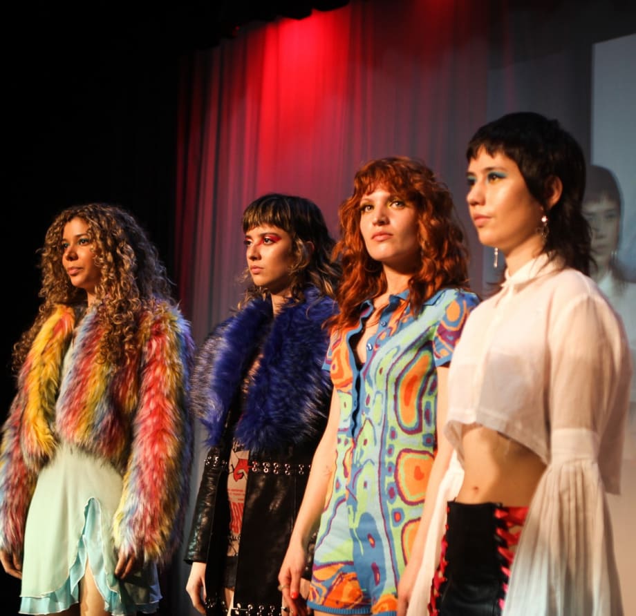 Arrojo Exposé Draws a Full Crowd