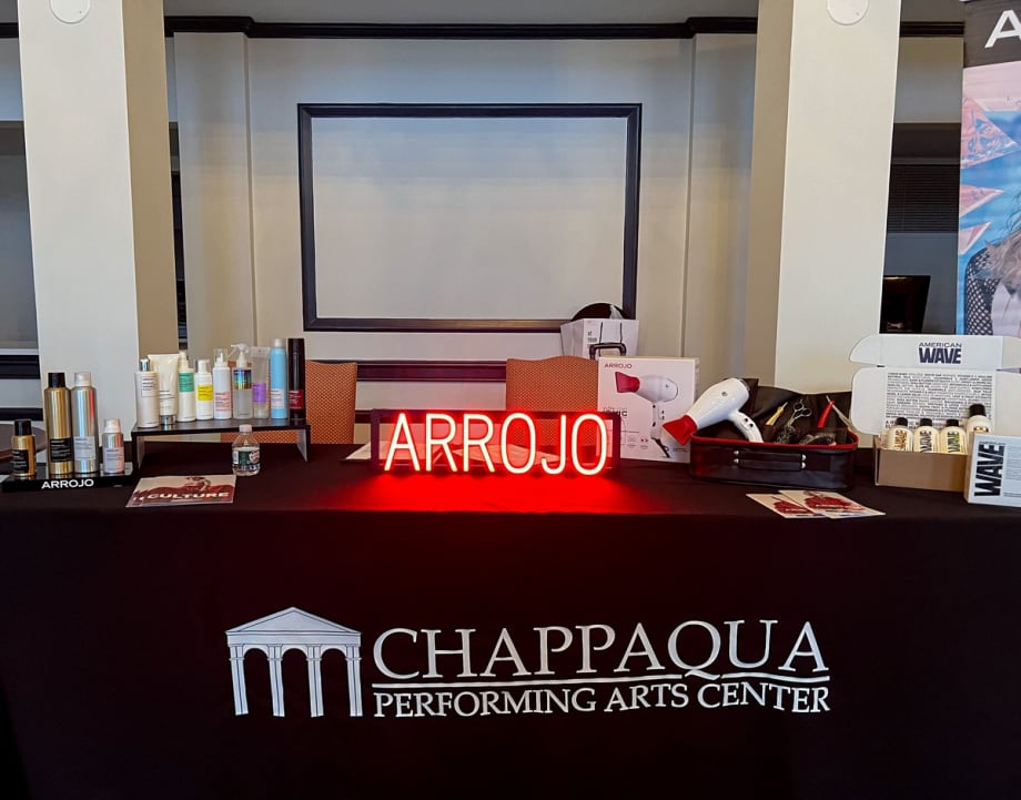 Arrojo Exposé Draws a Full Crowd