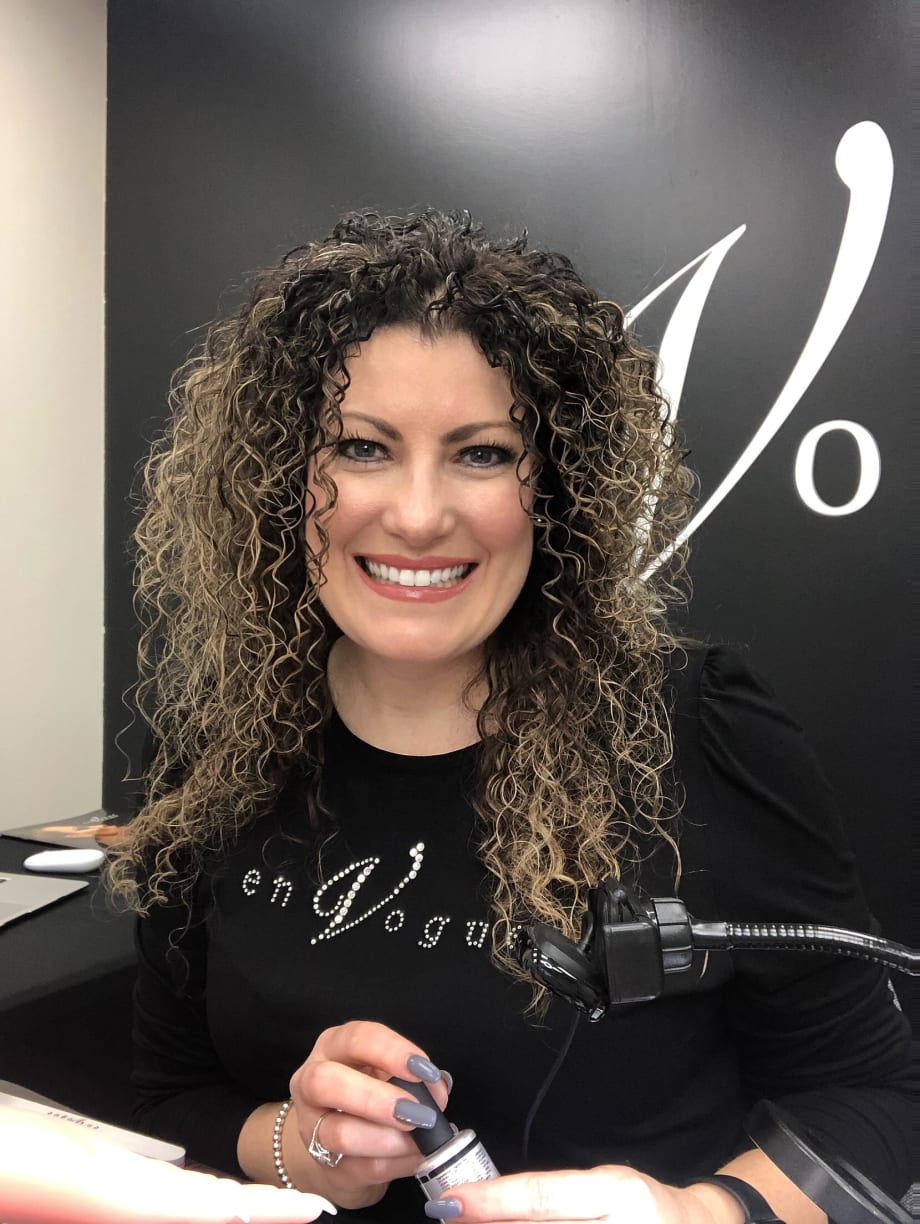 En Vogue's Education Empowers Nail Technicians 