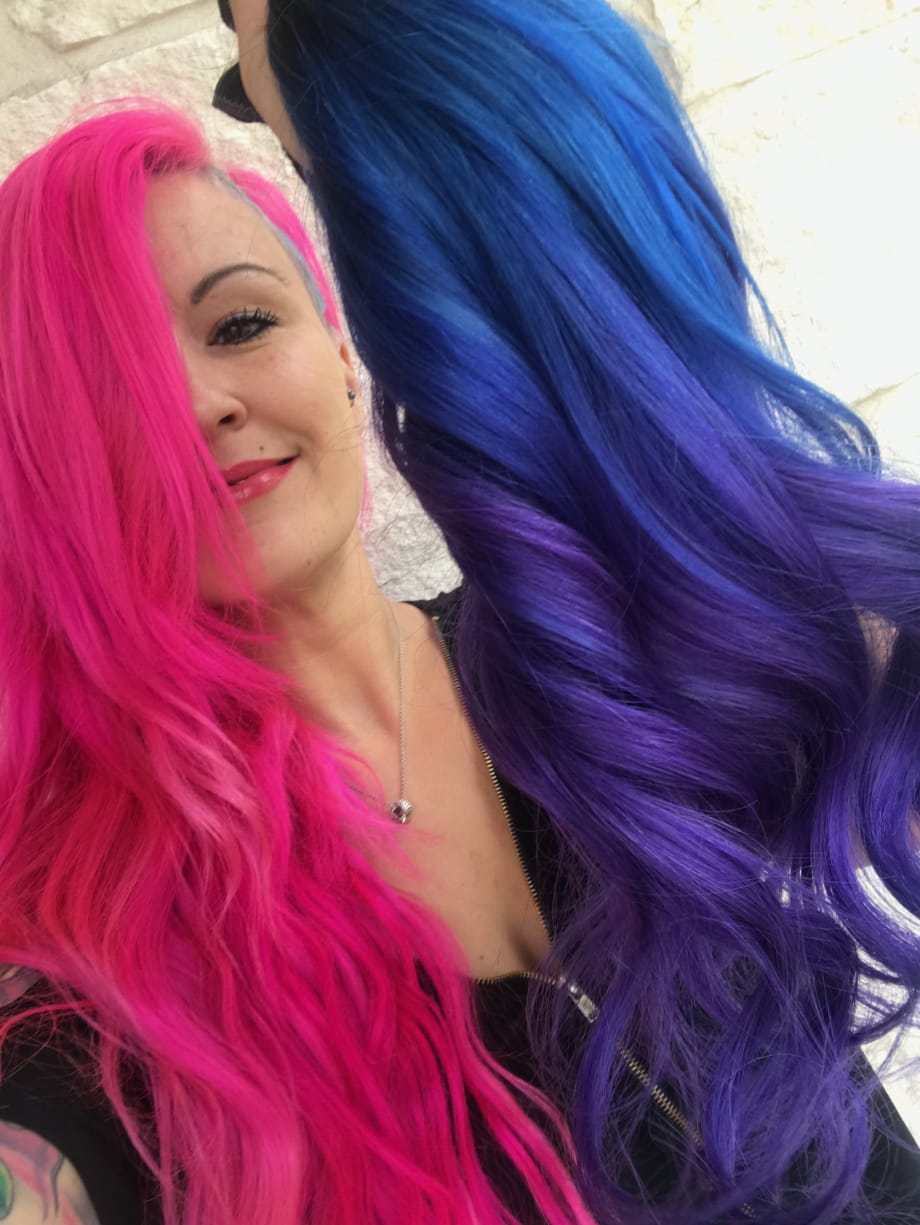 Win Custom Colored Extensions by Top Stylists!