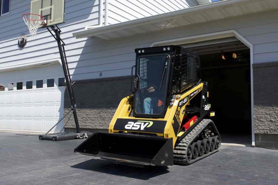 Winter Equipment's Pegasus Expandable Plow Cutting Edge System