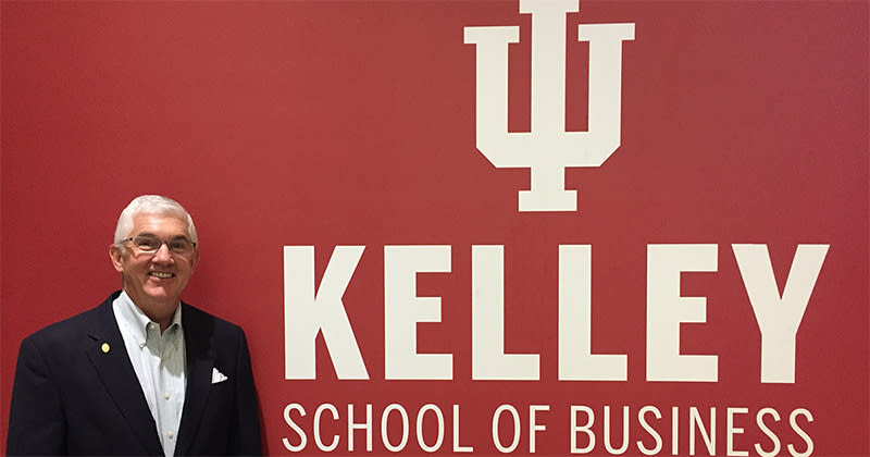 2018 Truck Dealer of the Year Lectures Students at Indiana University