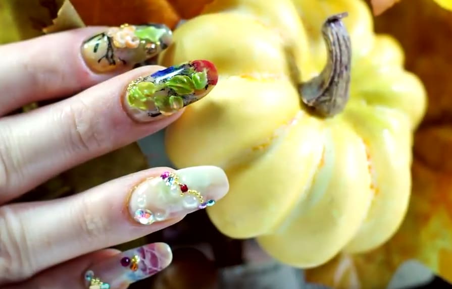 How to Create an Autumn Nail Art Design